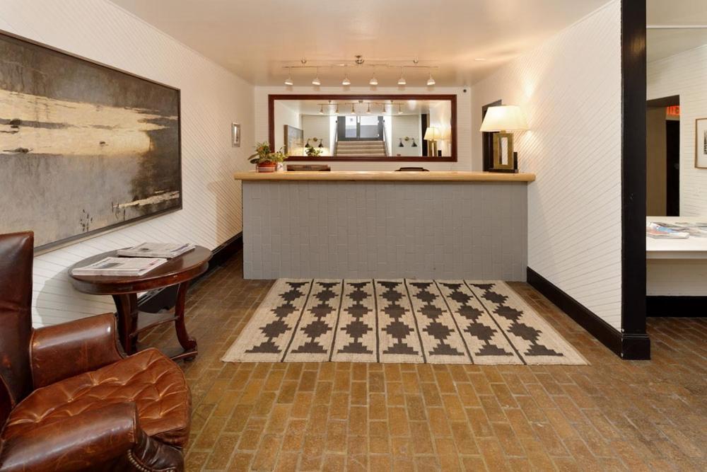 Independence Square Unit 313, Downtown Hotel Room In Aspen With Rooftop Hot Tub Exteriör bild